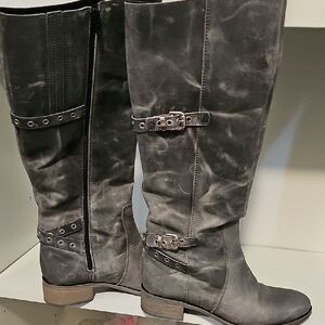 Stylish Black Knee-High Women's Boots